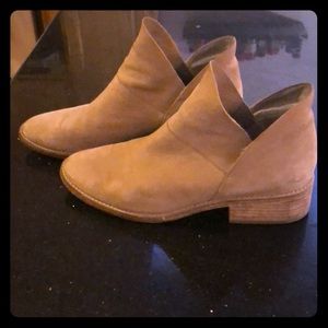 Eileen fisher ankle boots